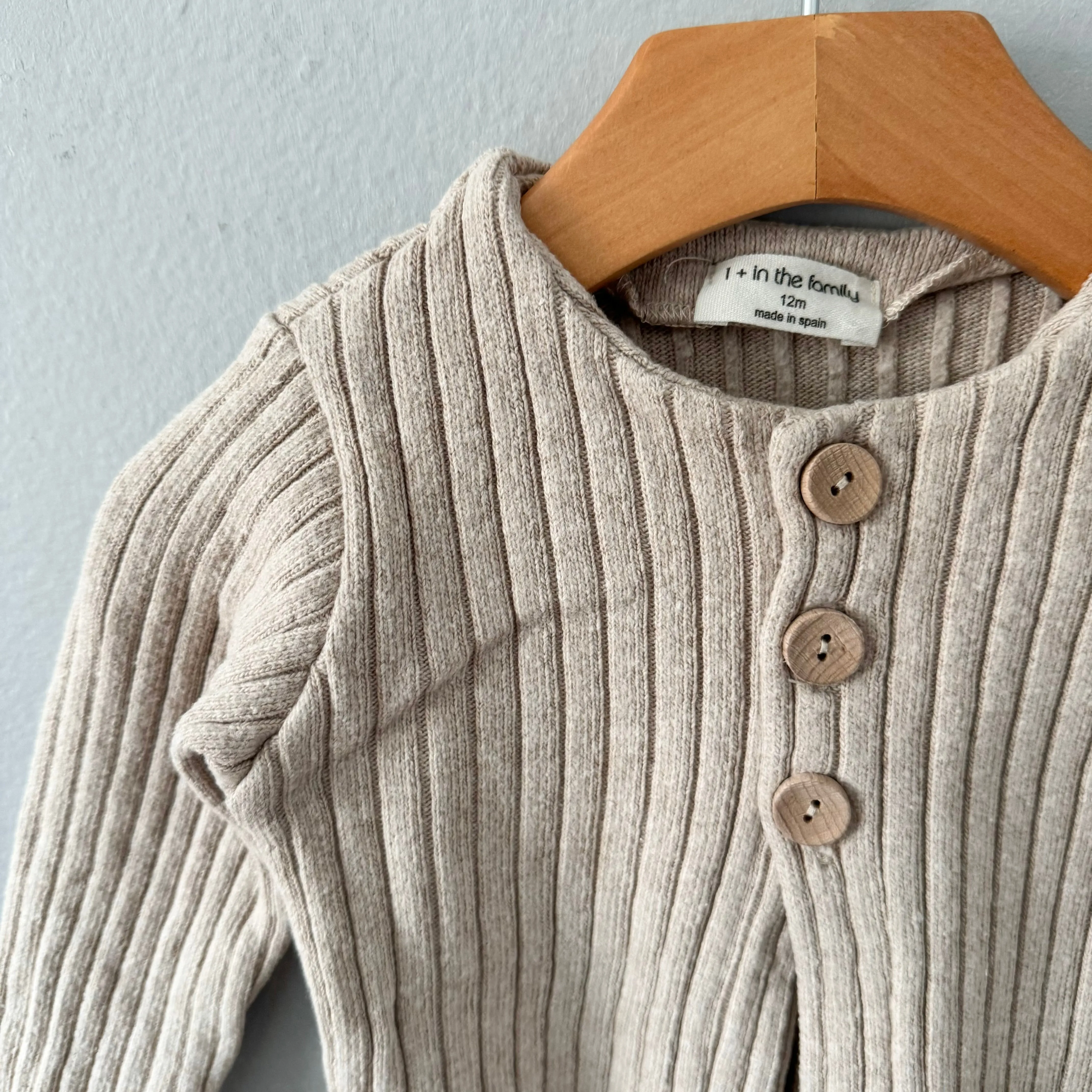 1  in the family / Beige ribbed knit cardigan / 12M