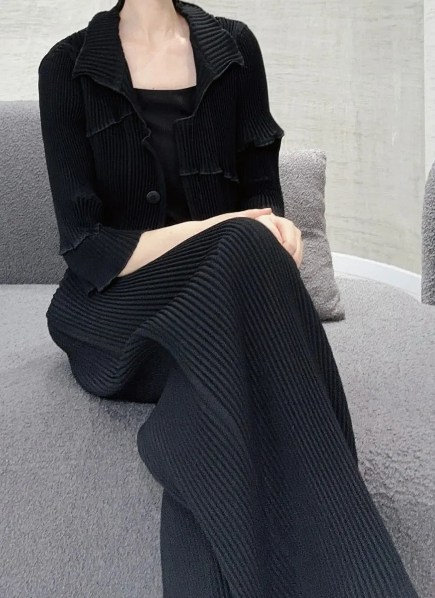 D230024 Wide Leg Pleated Pants *Black *Backorder