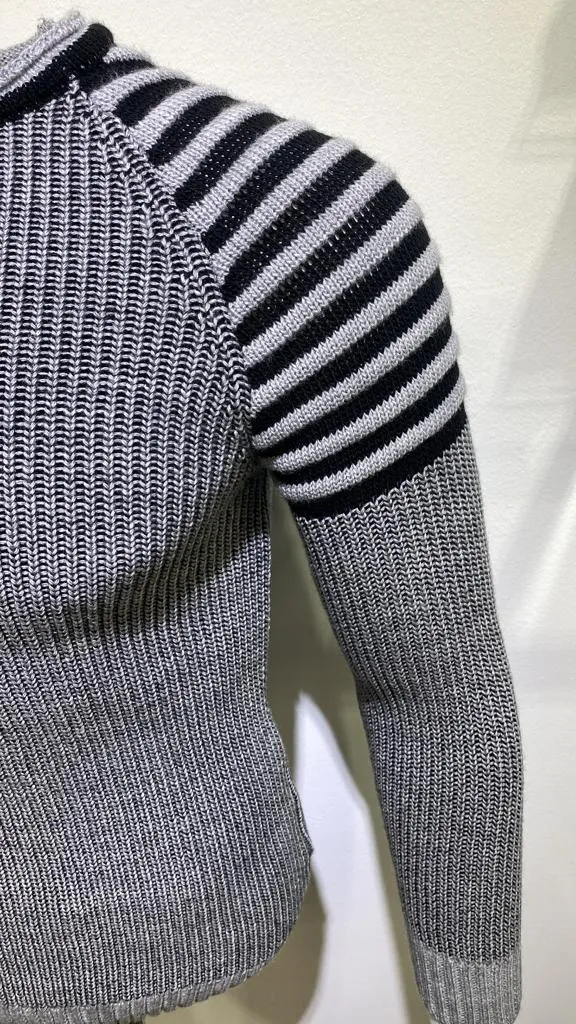 DIOZA FITTED SWEATER