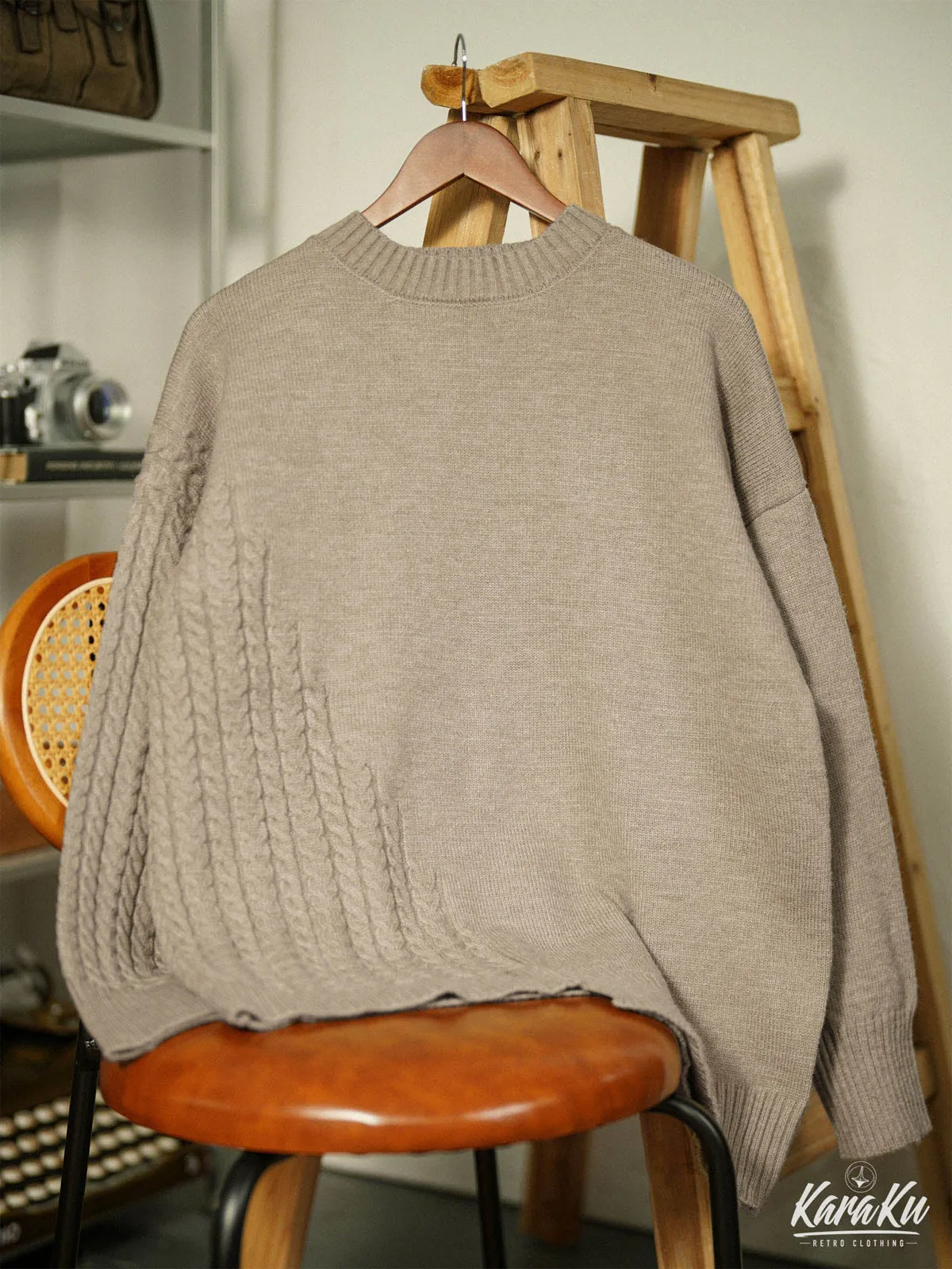 Irregular Twist Ribbed Trim Knitted Sweater