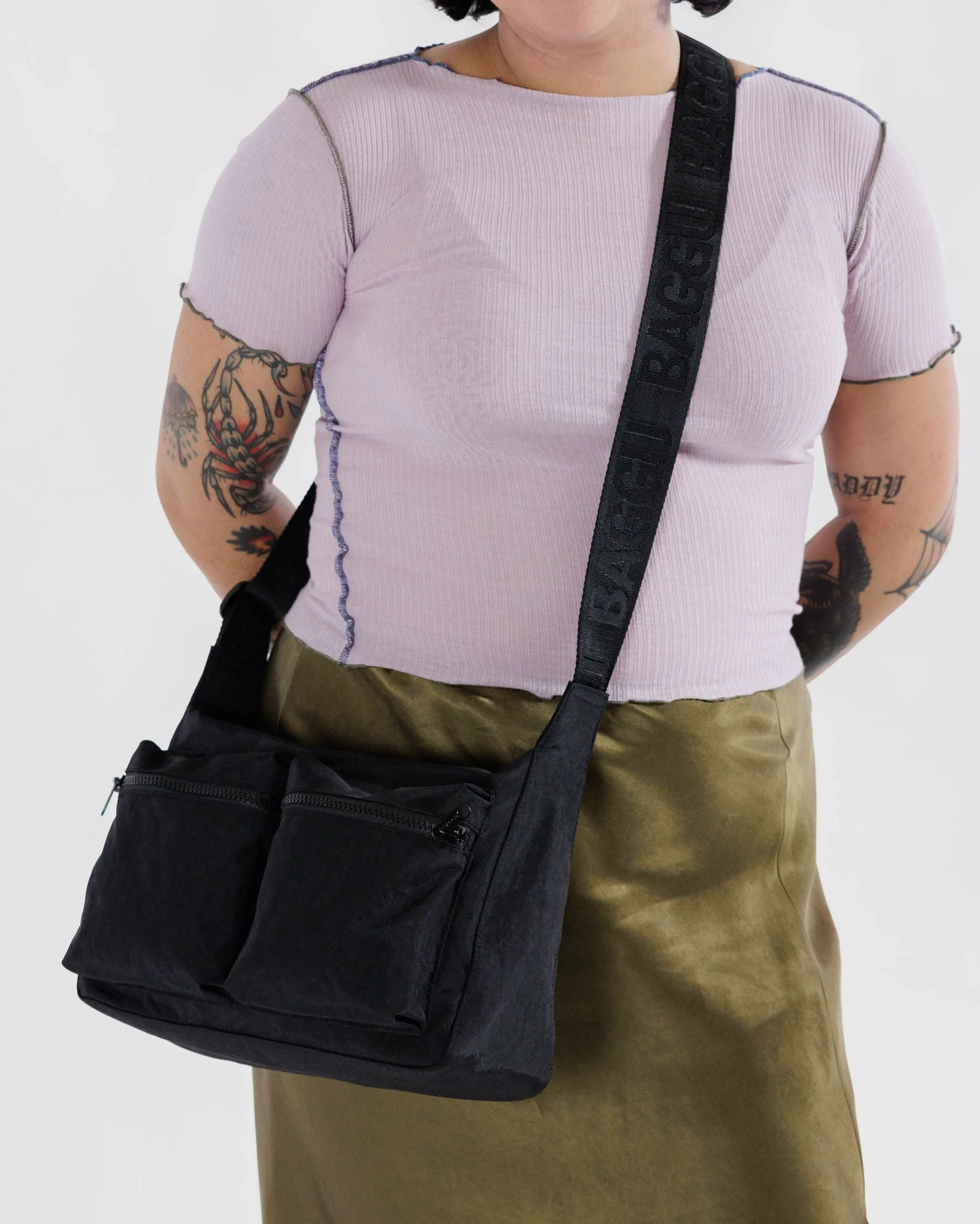 Medium Cargo Crossbody - Black