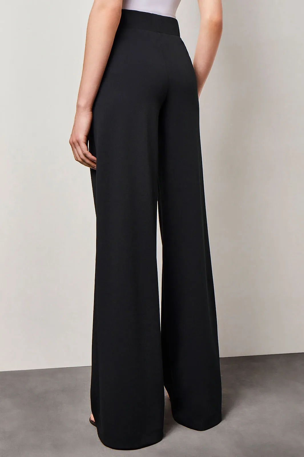 Plus Size Stretch Deco Crepe Wide-Leg Pants