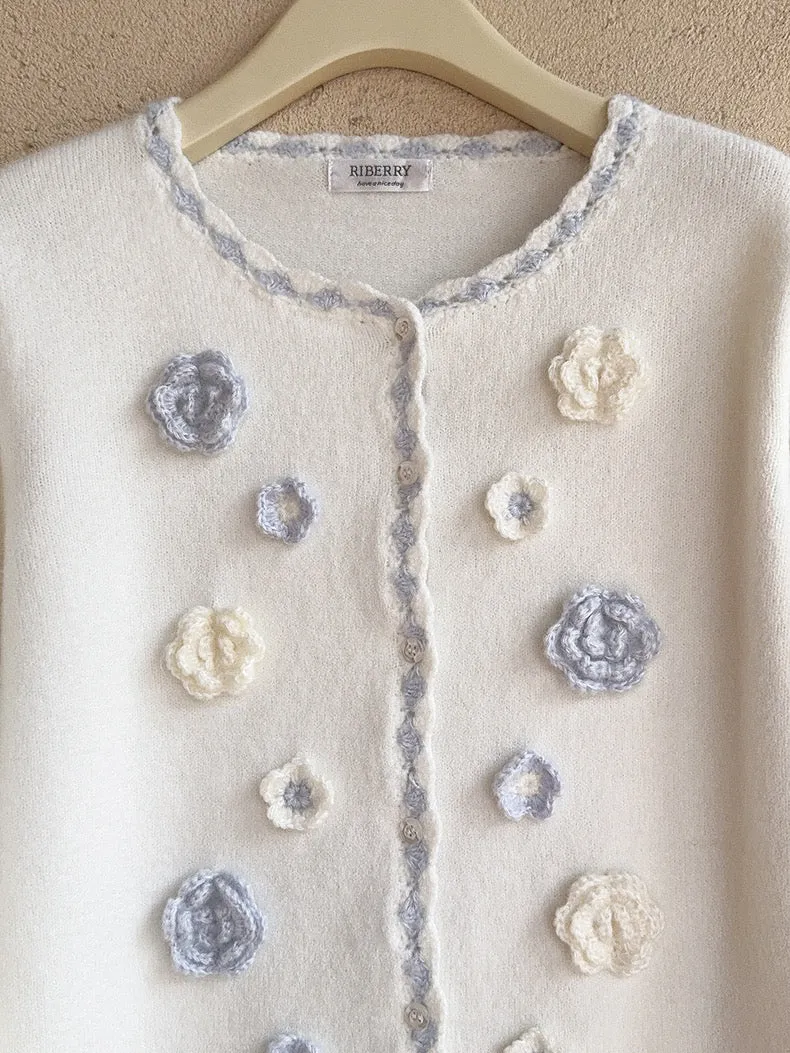 Snow White’s Floral Knitted Cardigan