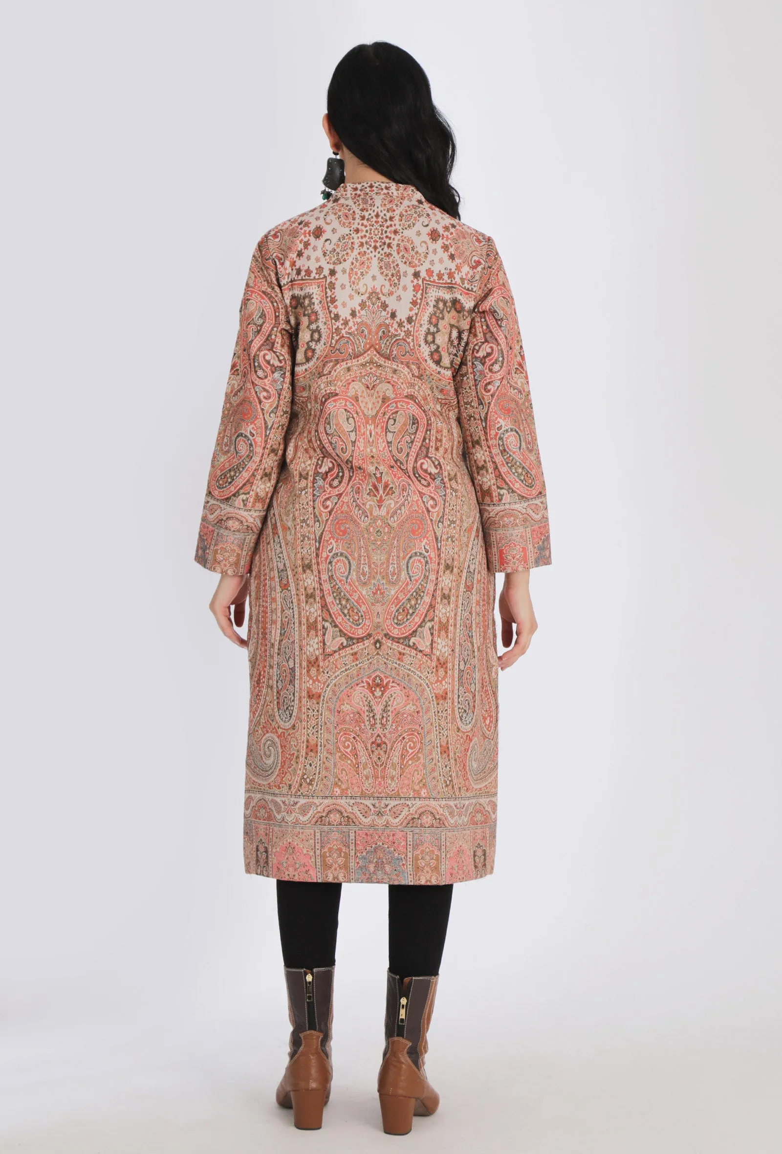 Tahira creme Kani Jamavar Long Coat Outer Jacket